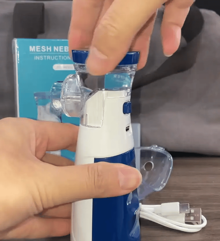 Nebulizator Portabil cu Membrană Mesh — Fără Furtun, Fără Priză, cu Mască de Adult și de Copil